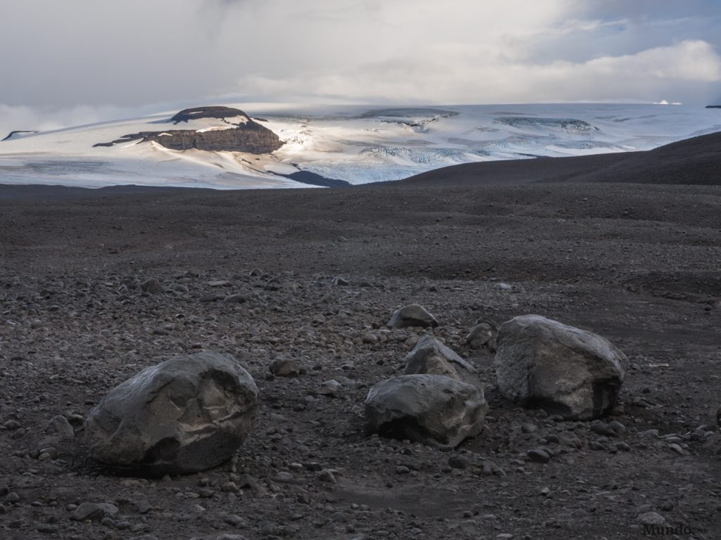 Campamento base Klaki a los pies del glaciar Langjökull